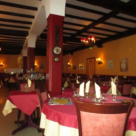 Hotellerie Du Centre Hotel