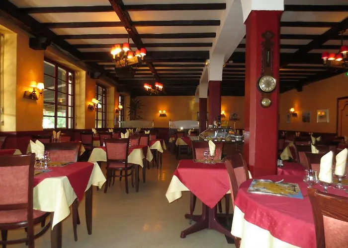 Hotellerie Du Centre Hotel