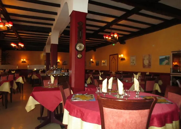 Hotellerie Du Centre Hotel